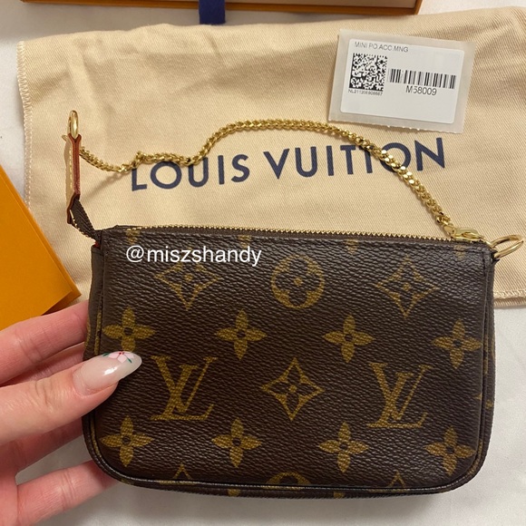 SOLD Louis Vuitton Mini Pochette Monogram *NEW* LV - Picture 7 of 10